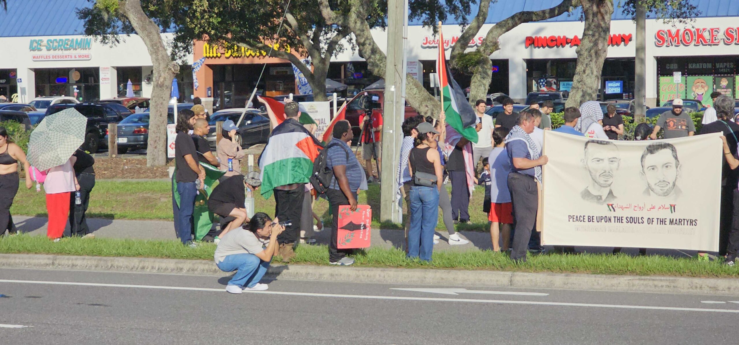 Demonstrators honor Tampa resident killed in Palestine