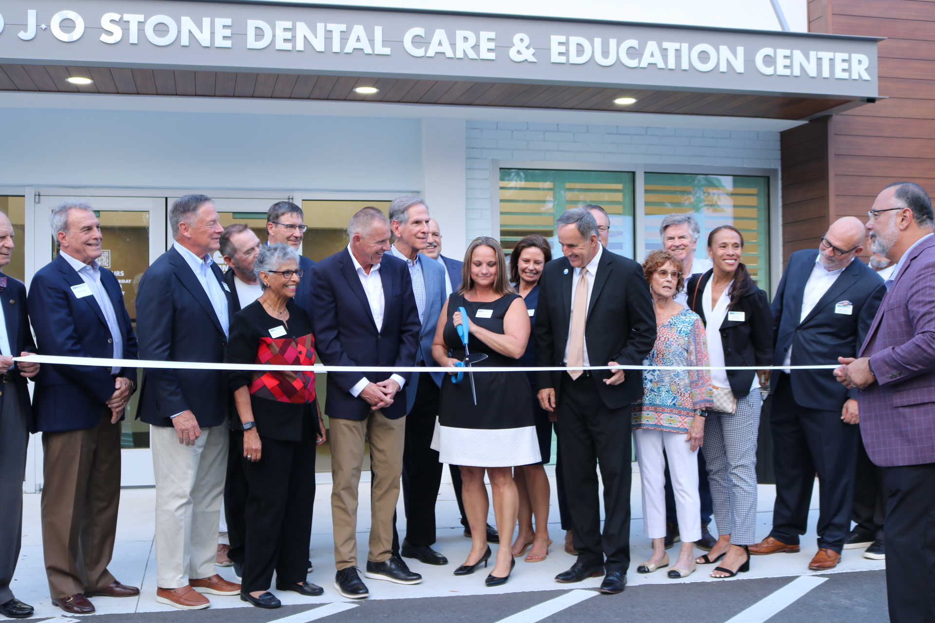 Community Dental Clinic caters to low-income residents Community Dental Clinic caters to low-income residents