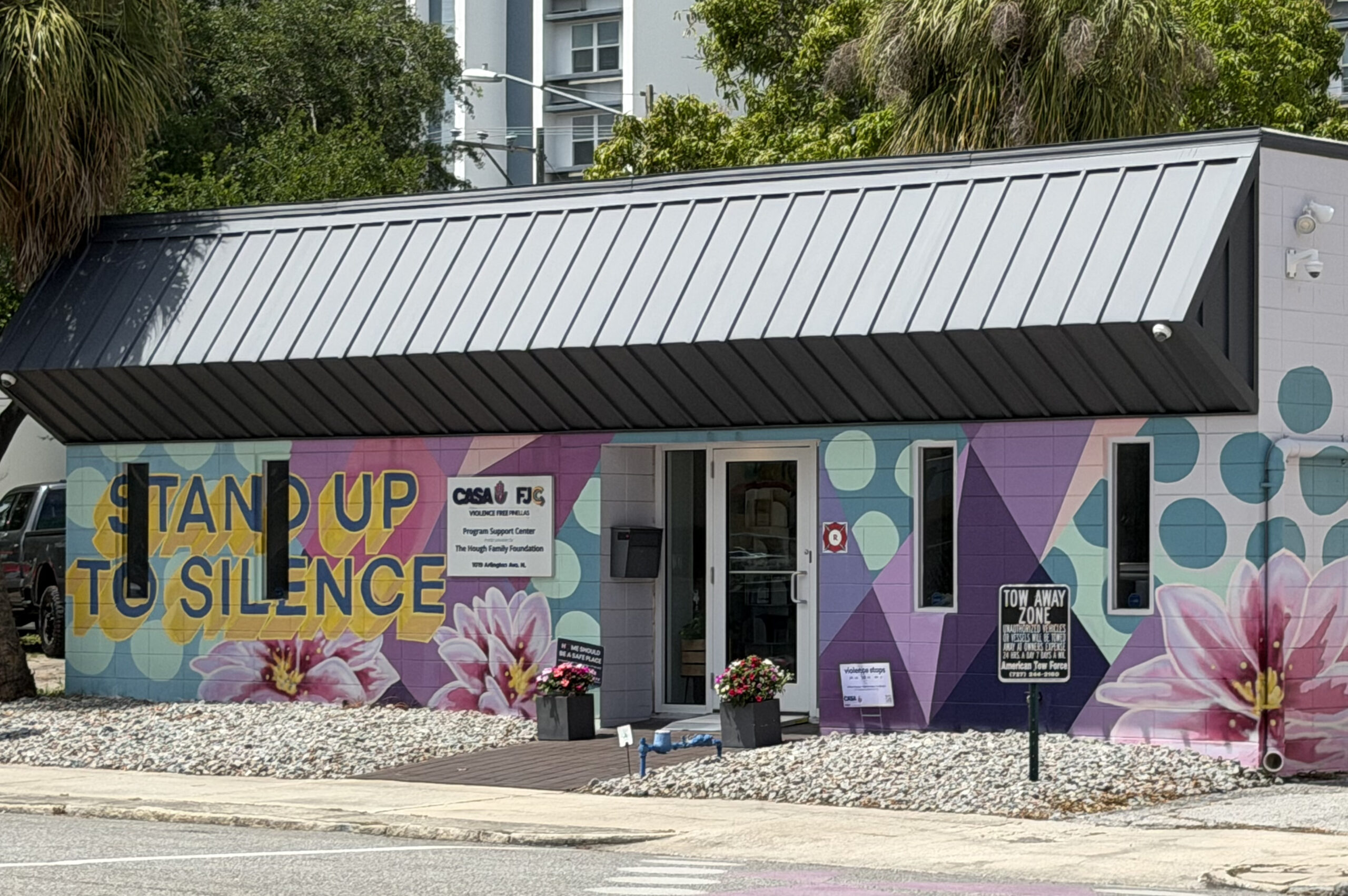 Hope Rides expands in Florida, providing transportation for domestic violence survivors